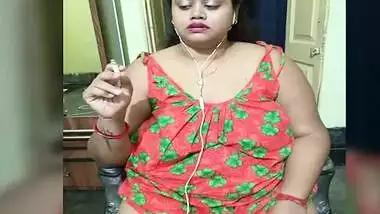 Desi Indian Hot Wife Bhabhi Having Fucking Black Pussy Chut Chudai Nude Smoking Big Boobs Nude Wife Desi Bhabhi Teen