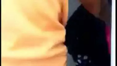 Desi XXX video leaked - Young college coed and BF caught fucking outdoor