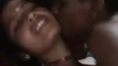 Guy and girlfriend of Desi origin film XXX video that will become MMS