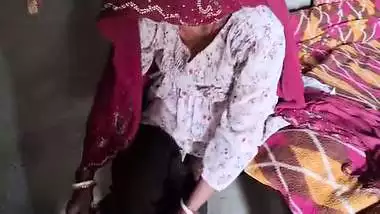 Desixxx bhabhi riding on dever in hindi ,Honeymoon Sex Ki Morning Bhaiya Bole real Village desi chudai sex videos