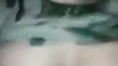 Mature Desi XXX aunty have sex with her house owner in missionary style MMS
