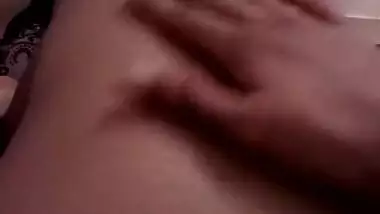 INDIAN AMATEUR COUPLE SUCKING AND FUCKING AT NIGHT TIGHT PUSSY AND BIG DICK