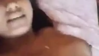 Busty Desi wife exposing her assets on XXX cam while hubby not home