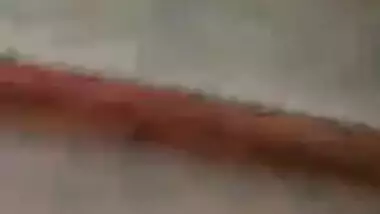 Desi college girl gives XXX blowjob outdoors for amateur POV video