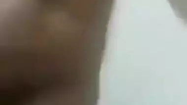 Today Exclusive- Cute Bangla Girl Showing Her Nude Body To Lover On Video Call