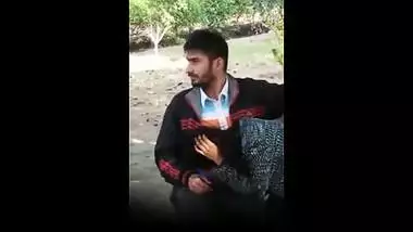 Bengaluru couple outdoor blowjob mms scandal