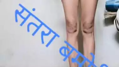 Hot Dehati chick poses for the cam showing her smooth Desi XXX pussy