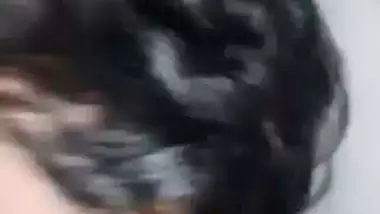 A guy fucks a village girl’s hairy pussy in the desi porn