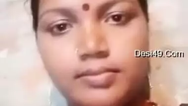 Today Exclusive- Horny Village Bhabhi Showing Her Boobs And Pussy Part 6