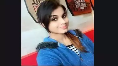 Sex Video Of Bihari Chick And Lover Recorded In Hotel Room