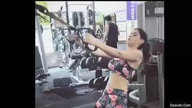 karishma sharma workout