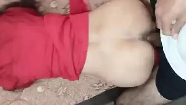 Desi uncle fuck indian young girl pussy very hard fuck with hindi audio hd desislimgirl hot and beautiful indian girl real sex video