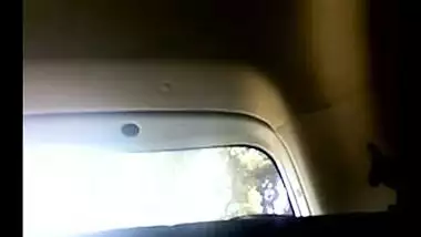 Indian porn tube presents teen college girl outdoor sex with lover