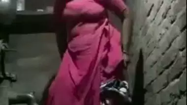Tamil aunty sneaky sex with brother-in-law In outdoor caught on mms cam