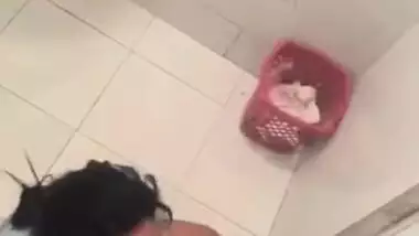 Desi Couple Fucking On Tango Live with Hindi Talk And Loud Moaning Part 1