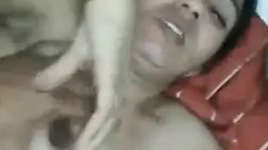 Indian Bhabhi secret sex with shopping mall manager