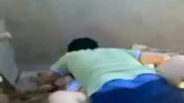 Shy Desi BBW woman and her BF try to have XXX chudai in front of cam