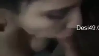 Sexy Delhi girl sucking bf cock deepthroat mms