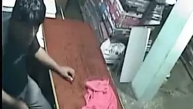Indian Shopowner with salesgirl hardcore XXX leaks