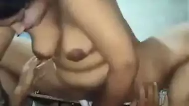 Pervert records his desi sex video with his friend’s wife