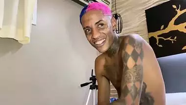 Nova T A - Entregou Tudo E Deu No Pelo Sua Buceta Carnuda Para O Anao Pistolinha