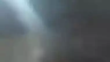 Camera isn't good still it helps the Desi woman film solo porn videos